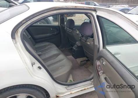 2001 Infiniti I30 Touring z USA, uszkodzony, nr VIN JNKCA31AX1T022847